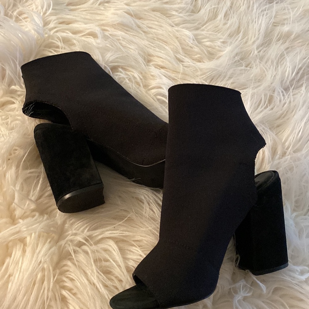 STEVE MADDEN booties - Picture 8 of 10
